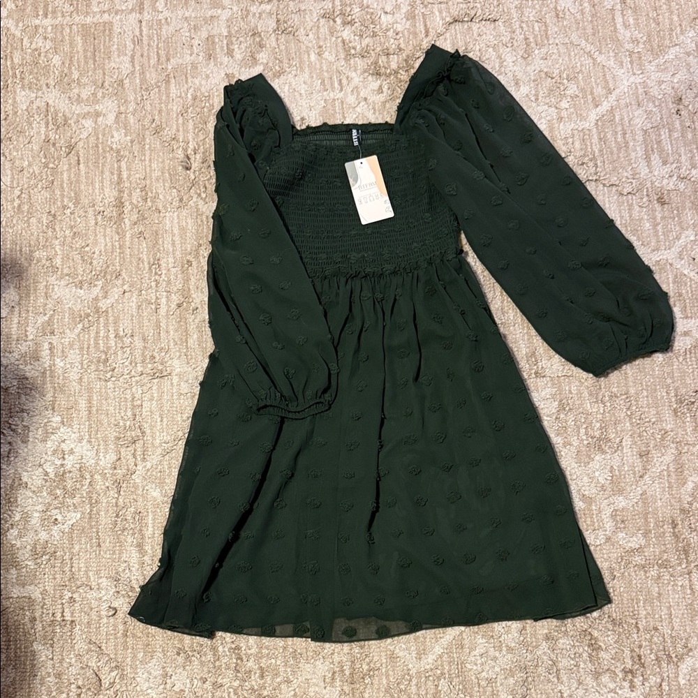 Green Long Sleeve Dress